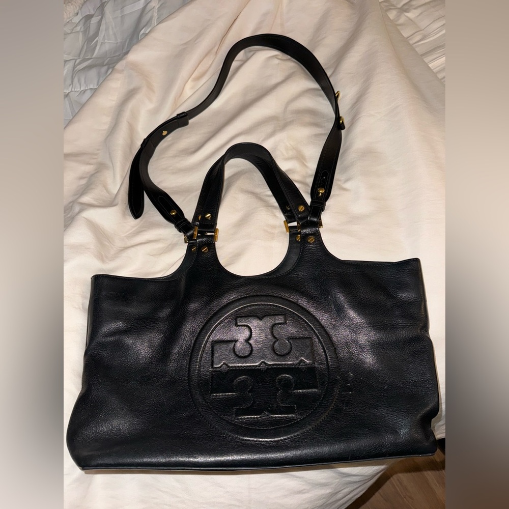 Tory Burch Bombe logo tote